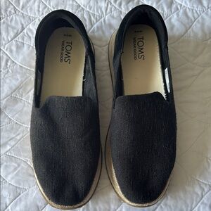 Toms Women's Black Sneakers